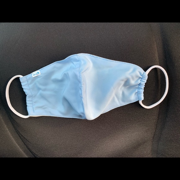 Face mask 😷 5 Pack $25 - Picture 4 of 5